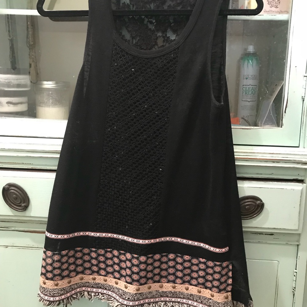 🌺 black sleeveless Miss Me shirt, size S